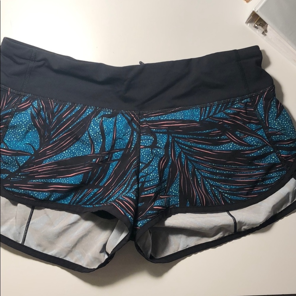 Patterned athletic shorts